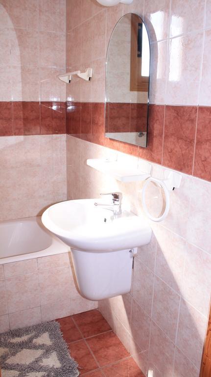 Ampelokipi Holiday Apartments Piszúri Szoba fotó